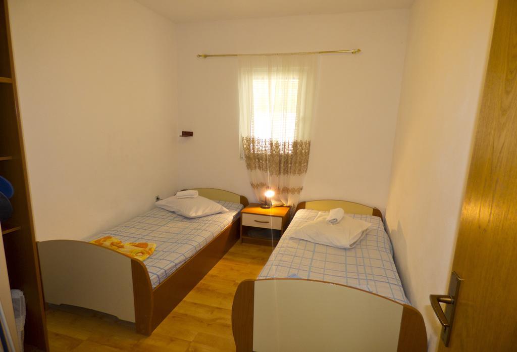 Apartments Plaza Ivan Dolac Kamer foto