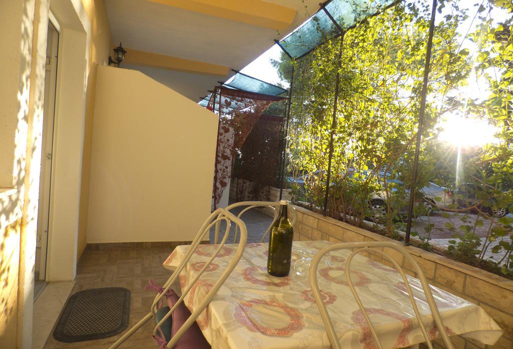 Apartments Plaza Ivan Dolac Kamer foto
